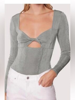 Lost + Wander Wild Sage Bodysuit . NWT XS